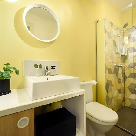 Апартаменти Chic Near Universitate Square - Your Ideal In Бухарест
