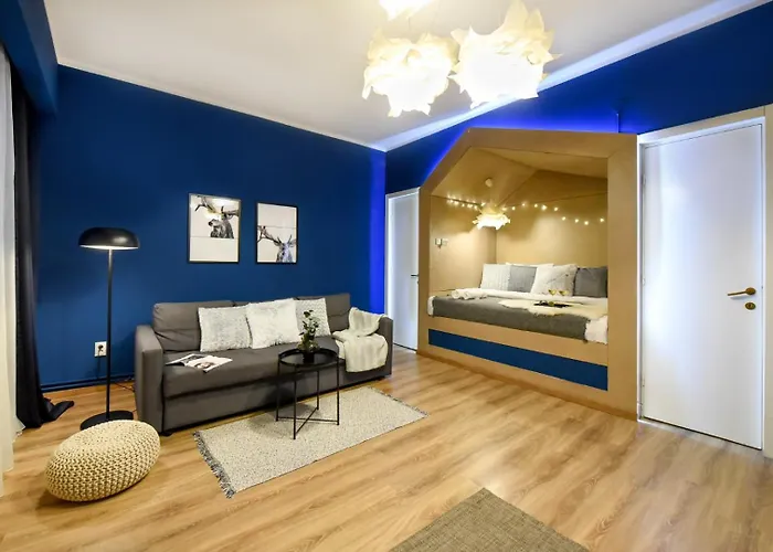 Chic Near Universitate Square - Your Ideal In Бухарест