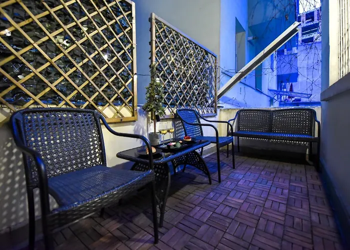 Chic Near Universitate Square - Your Ideal In Βουκουρέστι